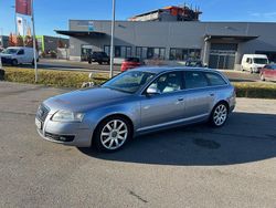 Silber Gebraucht 2005 Audi A6 S-Line Kombi | 3.299 €