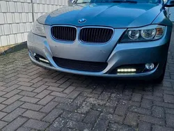 Grau Gebraucht 2012 BMW 320 Kombi | 7.999 € (Guter Preis)
