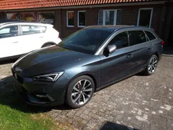 "magnetic tech" Gebraucht 2024 Seat Leon FR Kombi | 29.990 € (Fairer Preis)