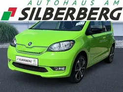 Grün (kiwi grün) Gebraucht 2021 Skoda Citigo-e IV Best of Kleinwagen | 13.850 € (Fairer Preis)