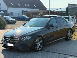 Schwarz Gebraucht 2019 Mercedes E220 AMG Limousine | 24.900 € (Teuer)