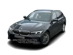 Grau Gebraucht 2024 BMW 330 M Sport | 68.602 €