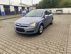 Silber Gebraucht 2005 Opel Astra Basis Limousine | 1.950 € (Guter Preis)