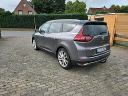 Grau Gebraucht 2020 Renault Grand Scénic IV Bose Edition Van / Kleinbus | 14.999 € (Guter Preis)