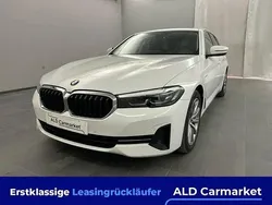 Weiß Gebraucht 2021 BMW 530e Sport Line Kombi | 26.480 € (Superpreis)