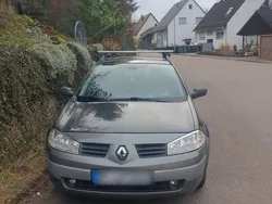 Schwarz Gebraucht 2005 Renault Mégane GrandTour Authentique Kombi | 1.950 € (Fairer Preis)