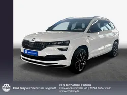 Moonweiss metallic Gebraucht 2022 Skoda Karoq SportLine SUV | 34.890 € (Etwas zu teuer)