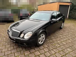 Schwarz Gebraucht 2006 Mercedes E220 Avantgarde Limousine | 5.999 € (Fairer Preis)