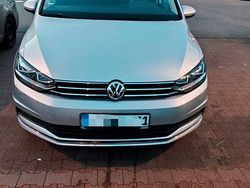 Silber Gebraucht 2020 VW Touran United Van / Kleinbus | 22.300 € (Fairer Preis)