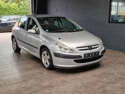 Silber Gebraucht 2005 Peugeot 307 Premium Limousine | 999 € (Fairer Preis)