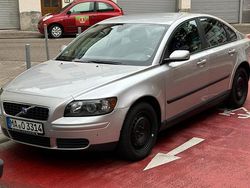 Silber Gebraucht 2004 Volvo S40 Limousine | 4.800 € (Etwas zu teuer)