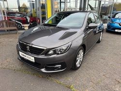 Grau Gebraucht 2021 Peugeot 308 Active Limousine | 13.990 € (Fairer Preis)