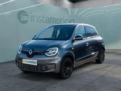 Grau Gebraucht 2023 Renault Twingo Kleinwagen | 16.399 € (Teuer)