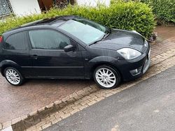 Schwarz Gebraucht 2005 Ford Fiesta Sport Kleinwagen | 1.750 € (Fairer Preis)