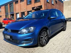 Blau Gebraucht 2016 VW Golf VII Allstar Limousine | 7.490 € (Fairer Preis)