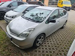 Silber Gebraucht 2005 Toyota Prius Kleinwagen | 3.500 €