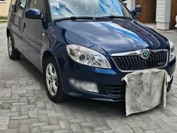 Blau Gebraucht 2011 Skoda Roomster GreenLine Kombi | 2.950 € (Guter Preis)