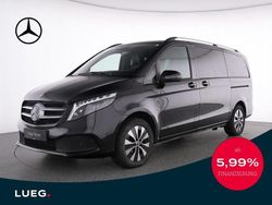 Obsidianschwarz metallic Gebraucht 2023 Mercedes V300 Van / Kleinbus | 60.995 € (Guter Preis)