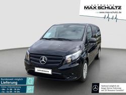 Schwarz Gebraucht 2023 Mercedes Vito Van / Kleinbus | 43.911 €