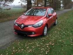 Rot Gebraucht 2013 Renault Clio IV Kleinwagen | 4.900 € (Fairer Preis)
