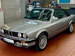 Silber Gebraucht 1989 BMW 320 Cabriolet Cabrio | 28.000 €