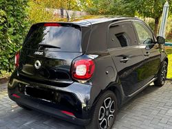 Schwarz Gebraucht 2015 Smart ForFour Basis Kleinwagen | 10.900 € (Etwas zu teuer)