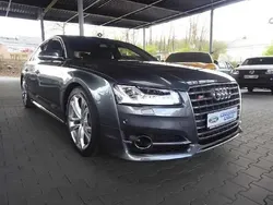 Grau (daytonagrau perleffekt) Gebraucht 2015 Audi S8 Ambiente Limousine | 39.890 € (Fairer Preis)
