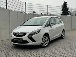 Weiß Gebraucht 2016 Opel Zafira Tourer Van / Kleinbus | 6.700 € (Superpreis)