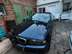 Blau Gebraucht 2003 BMW 318 Cabriolet Cabrio | 4.400 € (Fairer Preis)