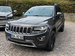Grau Gebraucht 2013 Jeep Grand Cherokee Overland SUV | 17.800 €