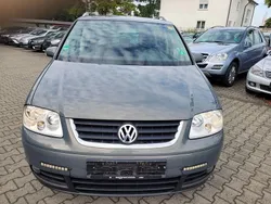 Grau Gebraucht 2005 VW Touran Trendline Van / Kleinbus | 1.900 € (Guter Preis)