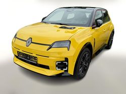 Gelb Neu 2025 Renault R5 Iconic Kleinwagen | 35.035 € (Etwas zu teuer)