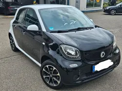 Schwarz Gebraucht 2014 Smart ForFour Passion Limousine | 5.999 € (Fairer Preis)