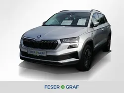 Brillantsilber metallic Gebraucht 2025 Skoda Karoq Tour SUV | 28.940 € (Superpreis)
