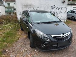 Schwarz Gebraucht 2016 Opel Zafira Tourer Van / Kleinbus | 7.500 € (Guter Preis)