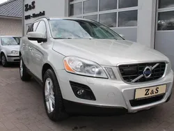 Weiß Gebraucht 2008 Volvo XC60 Summum SUV | 5.498 €