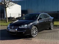 Schwarz Gebraucht 2007 VW Jetta Limousine | 5.000 € (Teuer)