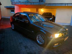 Schwarz Gebraucht 1997 BMW 316 Compact M Sport Kleinwagen | 3.200 € (Fairer Preis)