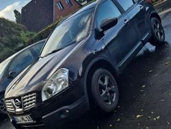 Violet Gebraucht 2009 Nissan Qashqai SUV | 3.900 € (Superpreis)