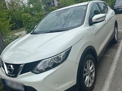 Weiß Gebraucht 2017 Nissan Qashqai SUV | 13.900 € (Fairer Preis)