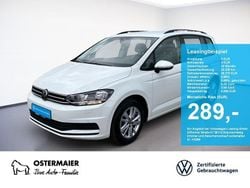 Pure white Gebraucht 2024 VW Touran Comfortline Van / Kleinbus | 28.270 € (Superpreis)