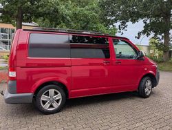 Rot Gebraucht 2012 VW T5 Van | 23.999 €