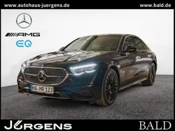 Schwarz metalliclack obsidianschwarz Gebraucht 2025 Mercedes E220 AMG Limousine | 64.790 € (Teuer)