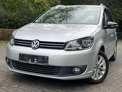 Silber Gebraucht 2011 VW Touran Style Van / Kleinbus | 7.390 € (Fairer Preis)