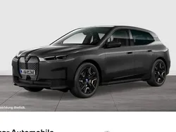 Grau Gebraucht 2023 BMW iX Shadowline SUV | 67.490 € (Guter Preis)