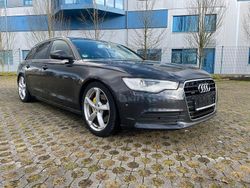 Grau Gebraucht 2011 Audi A6 Ambiente Kombi | 10.000 € (Fairer Preis)