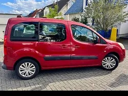 Rot Gebraucht 2009 Citroën Berlingo Van / Kleinbus | 3.900 € (Fairer Preis)