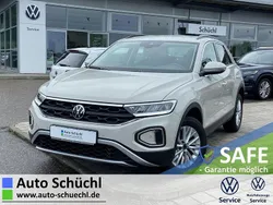 Grau Gebraucht 2024 VW T-Roc Life SUV | 26.370 € (Superpreis)