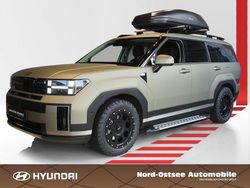 Creamy white (matt) Gebraucht 2025 Hyundai Santa Fe Signature SUV | 57.770 €