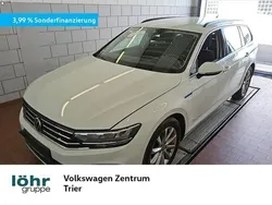 Pure white Gebraucht 2022 VW Passat GTE Kombi | 21.980 € (Fairer Preis)